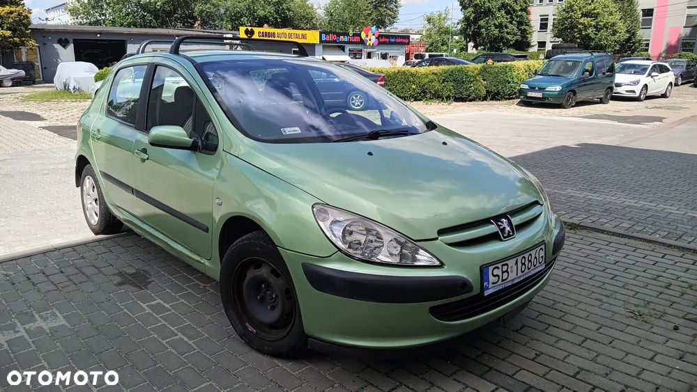 Peugeot 307 - 1