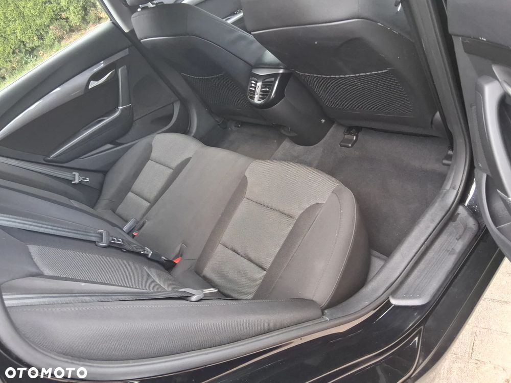 Hyundai i40 1.7 CRDi Comfort - 23