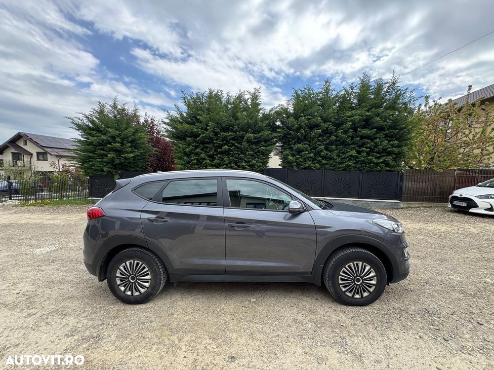 Hyundai Tucson 1.6 GDI 2WD 6MT Style - 3