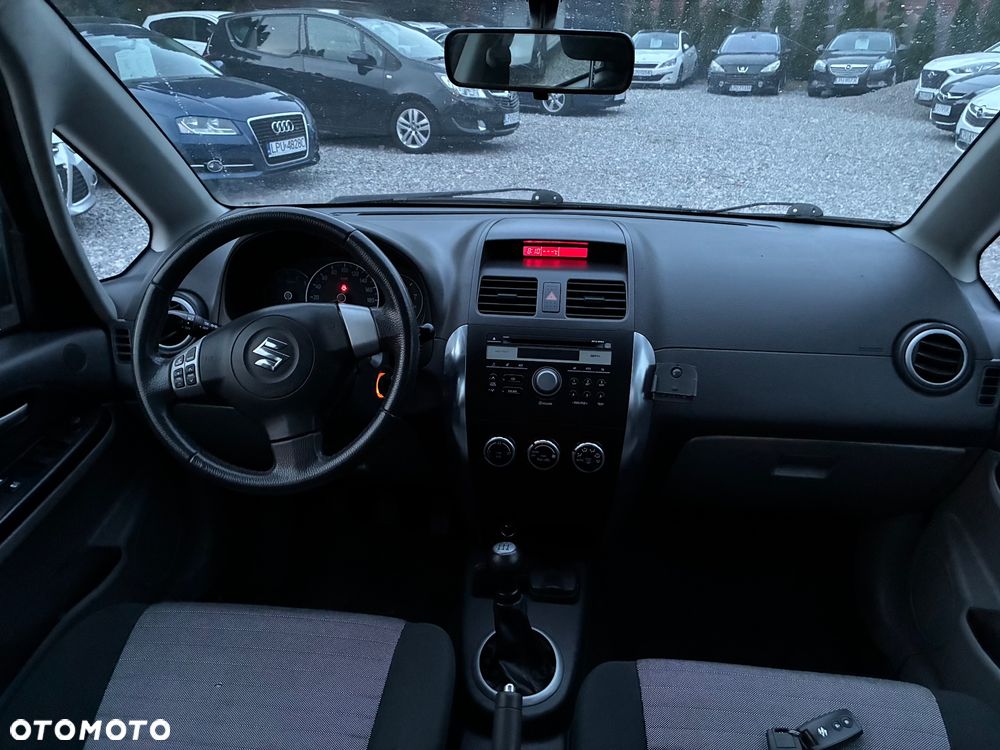 Suzuki SX4 1.6 VVT 4x2 Comfort - 13