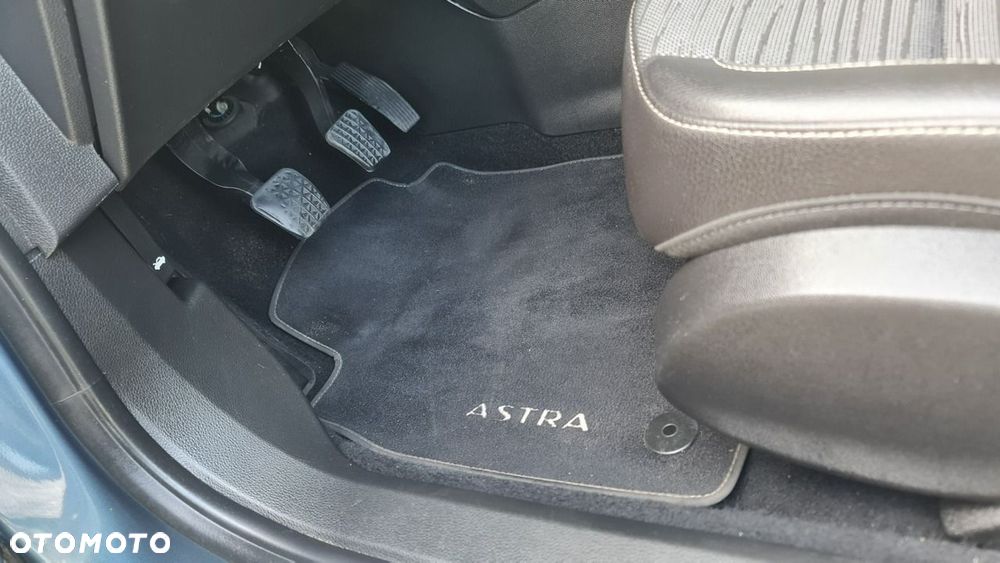 Opel Astra - 14