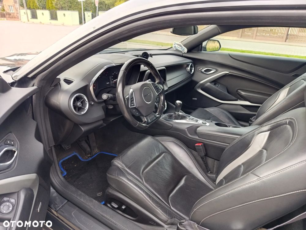 Chevrolet Camaro - 12