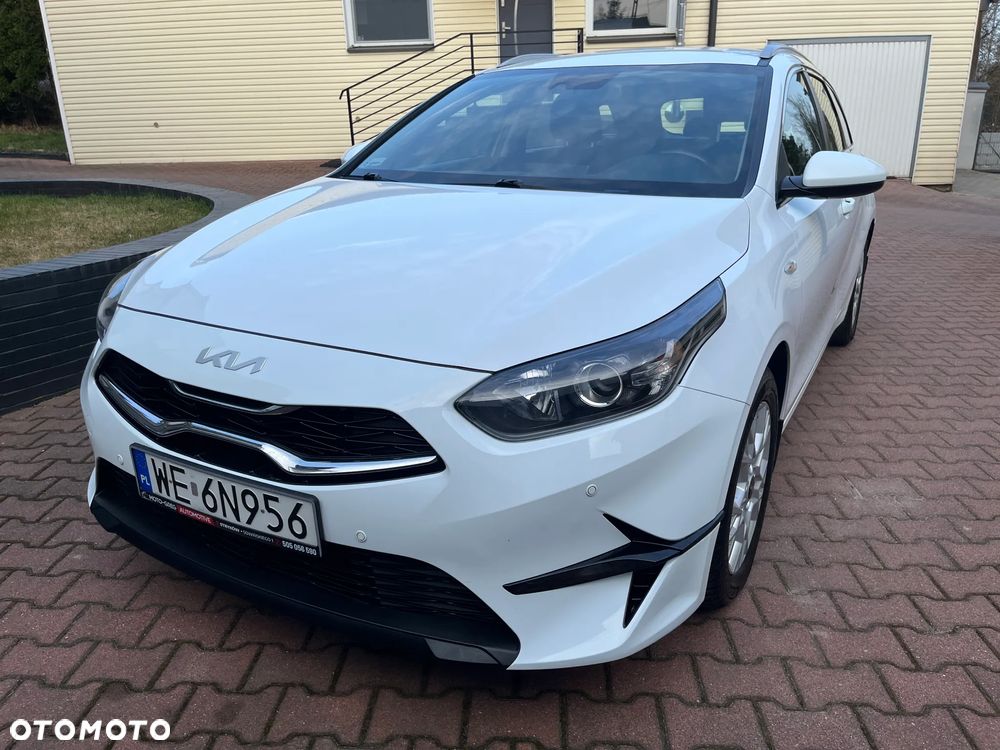 Kia Ceed 1.5 T-GDI M - 3