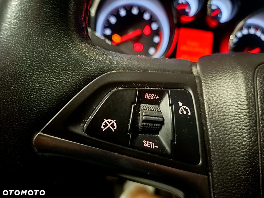 Opel Astra 1.4 Turbo - 25