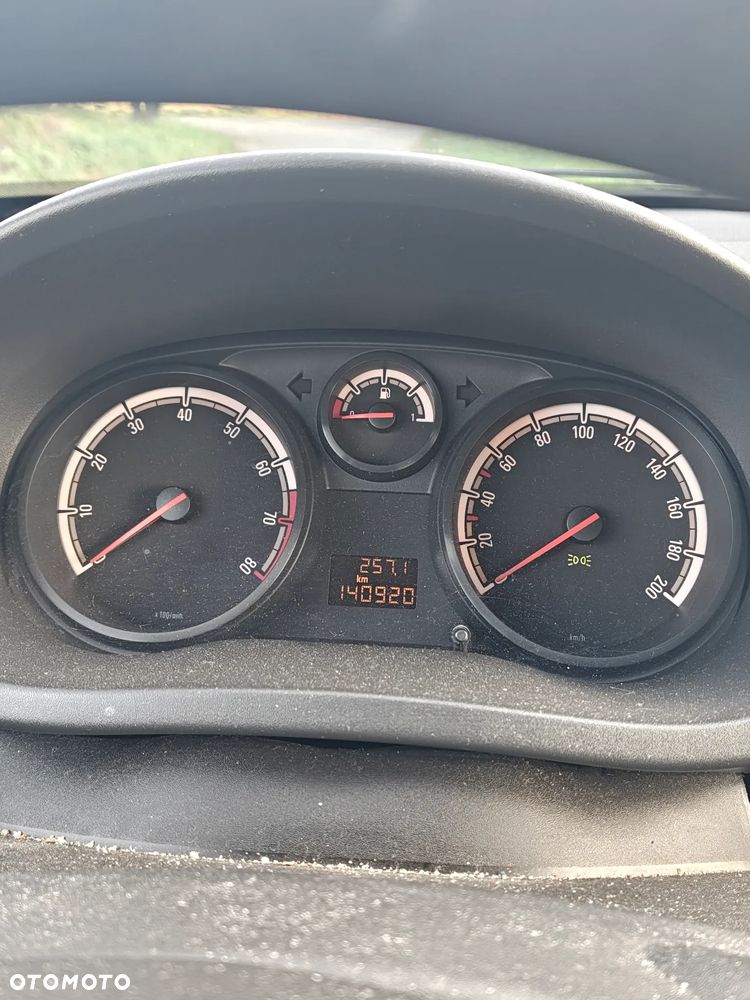 Opel Corsa - 2
