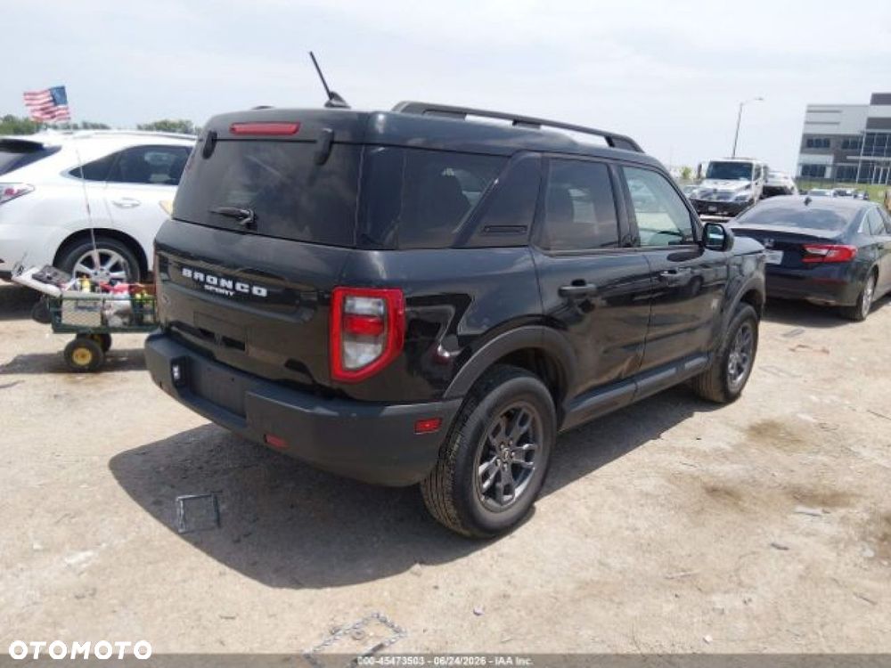 Ford Bronco - 4