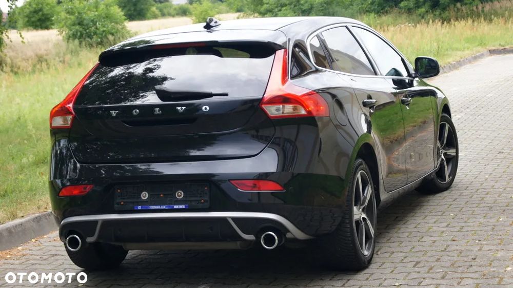 Volvo V40 T3 Drive-E R-Design Momentum - 10