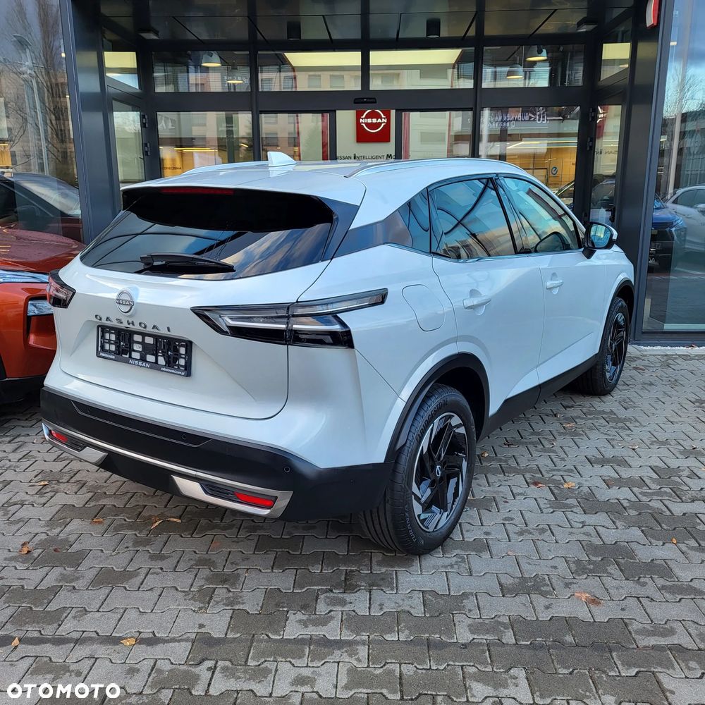 Nissan Qashqai 1.3 DIG-T MHEV N-Connecta Xtronic - 3