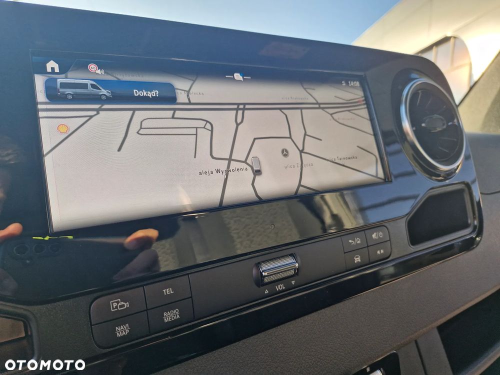 Mercedes-Benz Sprinter - 23