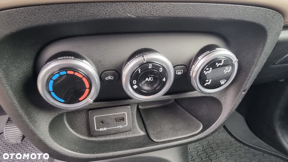 Fiat 500L 1.4 16V T-Jet Beats Edition - 7