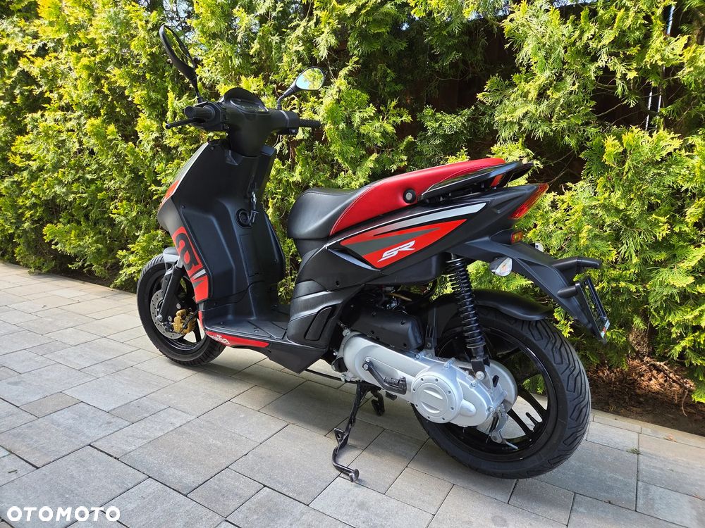 Aprilia SR - 6
