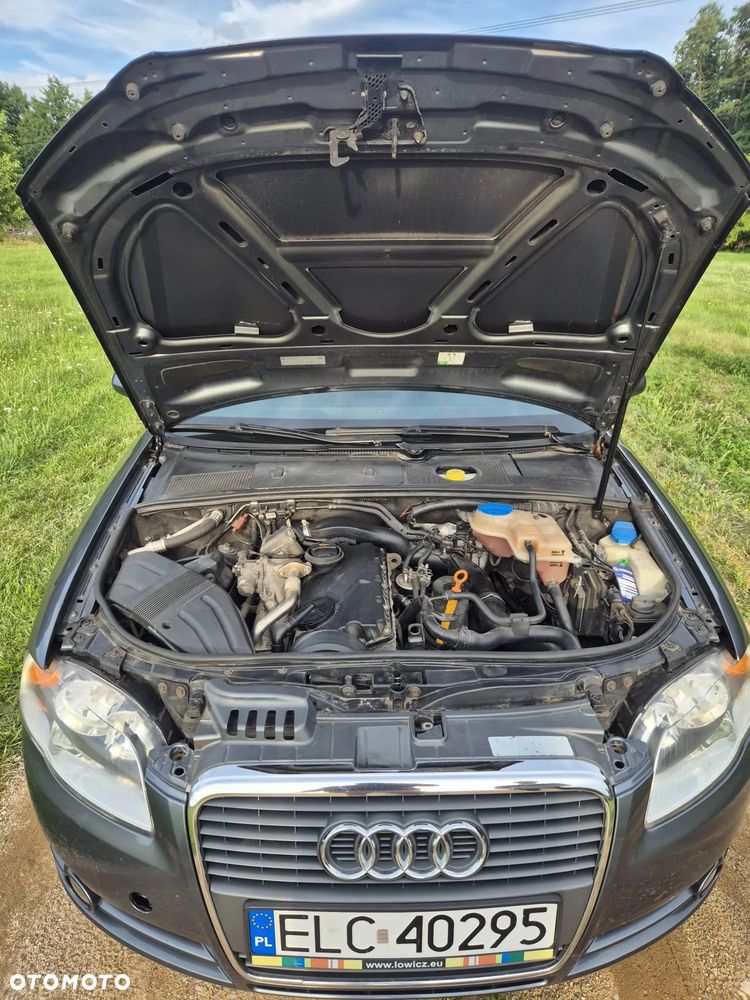 Audi A4 Avant 2.0 TDI - 16