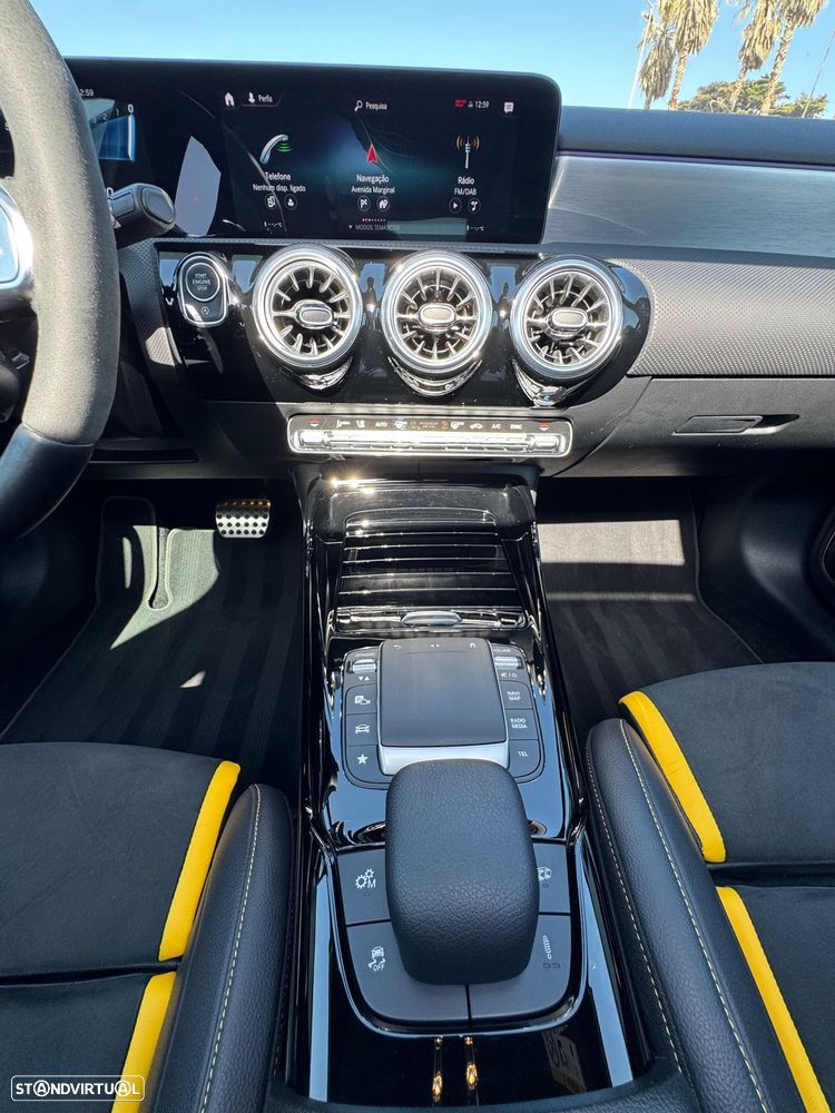 Mercedes-Benz A 45 AMG S 4Matic+ Speedshift DCT 8G Line Premium - 36