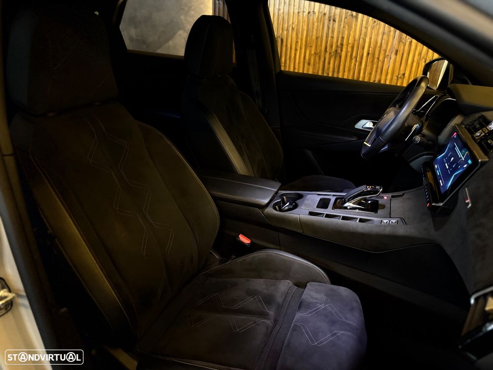DS DS7 4x4 E-Tense Performance Line+ EAT8 - 29