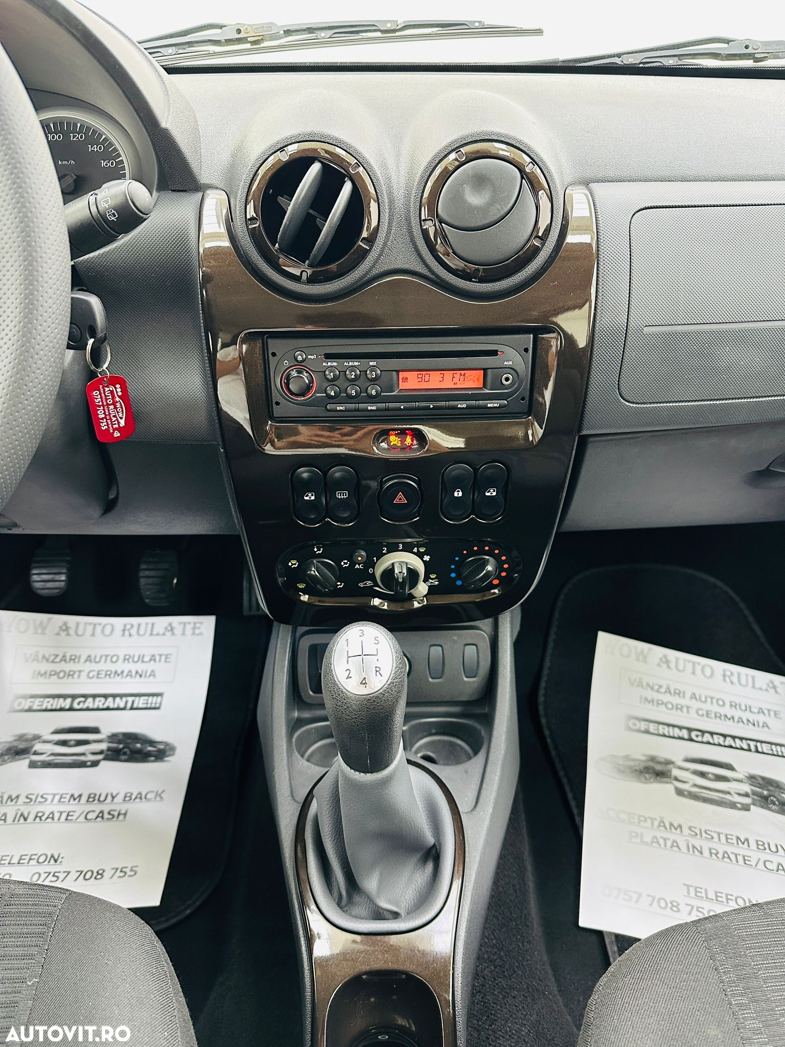 Dacia Duster 1.6 4x2 Laureate - 17
