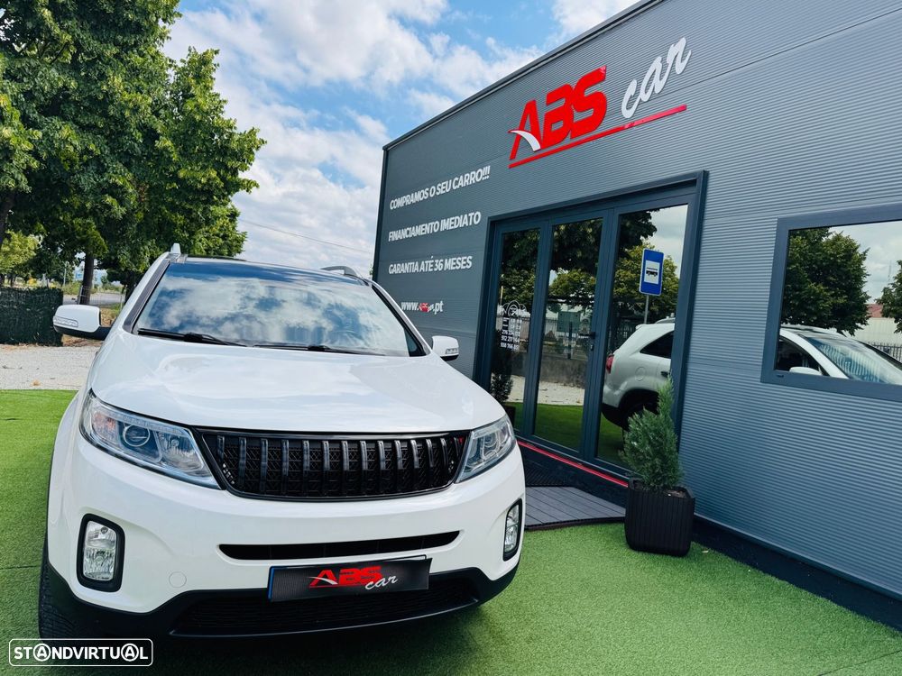 Kia Sorento 2.0 CRDi TX Tecto Panorâmico - 11