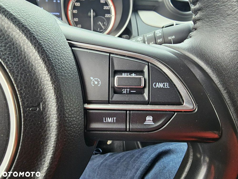 Suzuki Swift 1.2 SHVS Elegance - 34