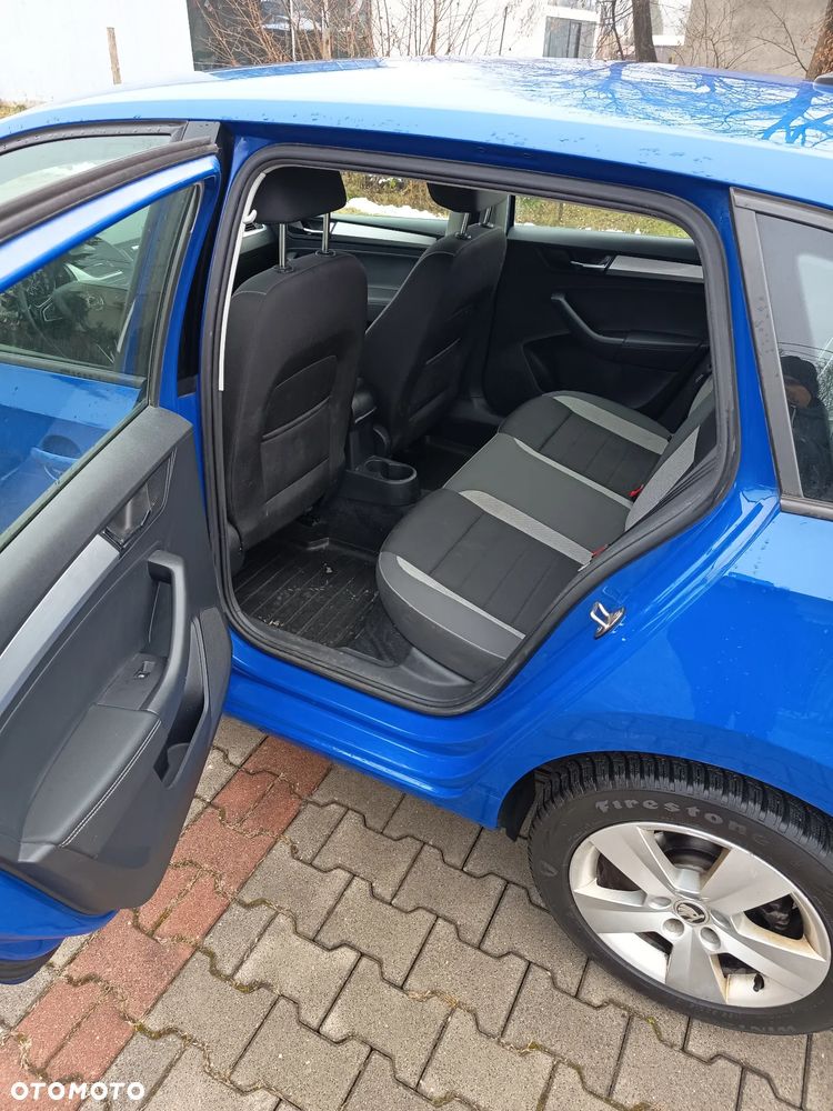 Skoda RAPID Spb 1.6 TDI DPF Ambition - 6