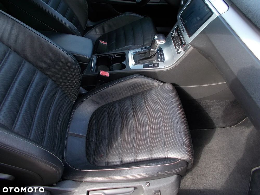 Volkswagen Passat CC 3.6 V6 4Motion DSG - 12
