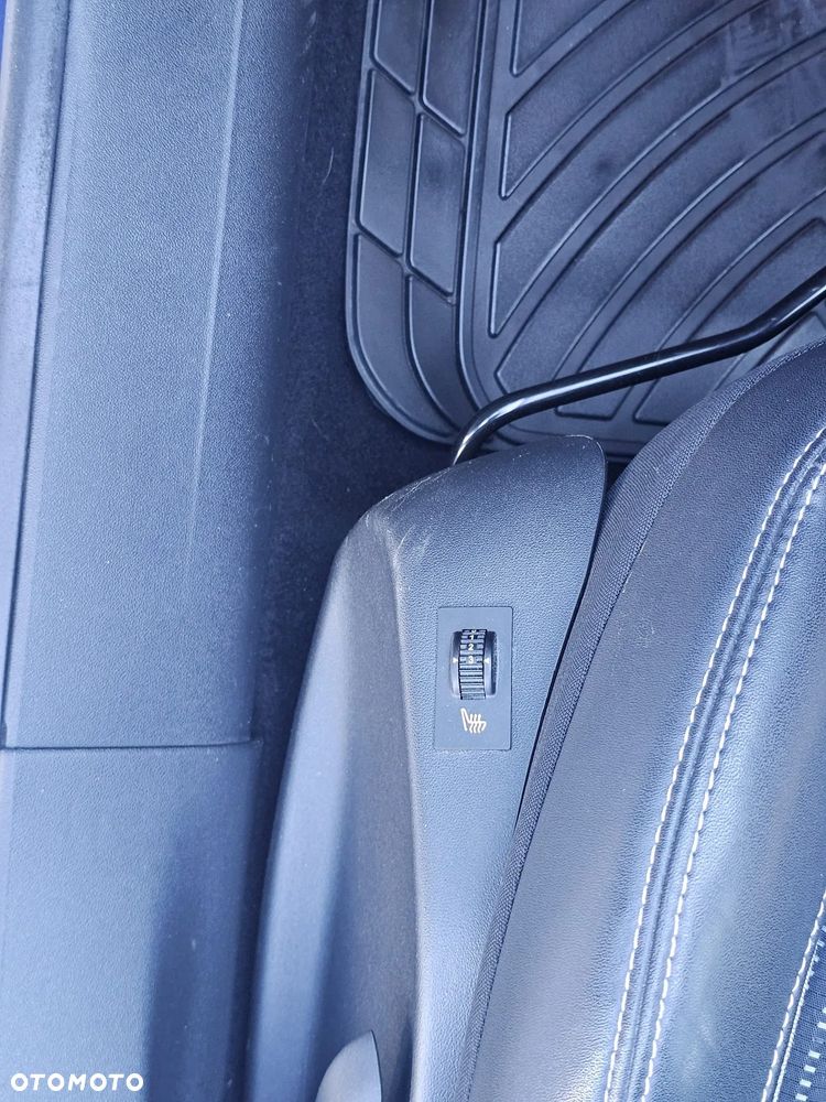 Peugeot 2008 e-HDi FAP 115 STOP & START Allure - 20