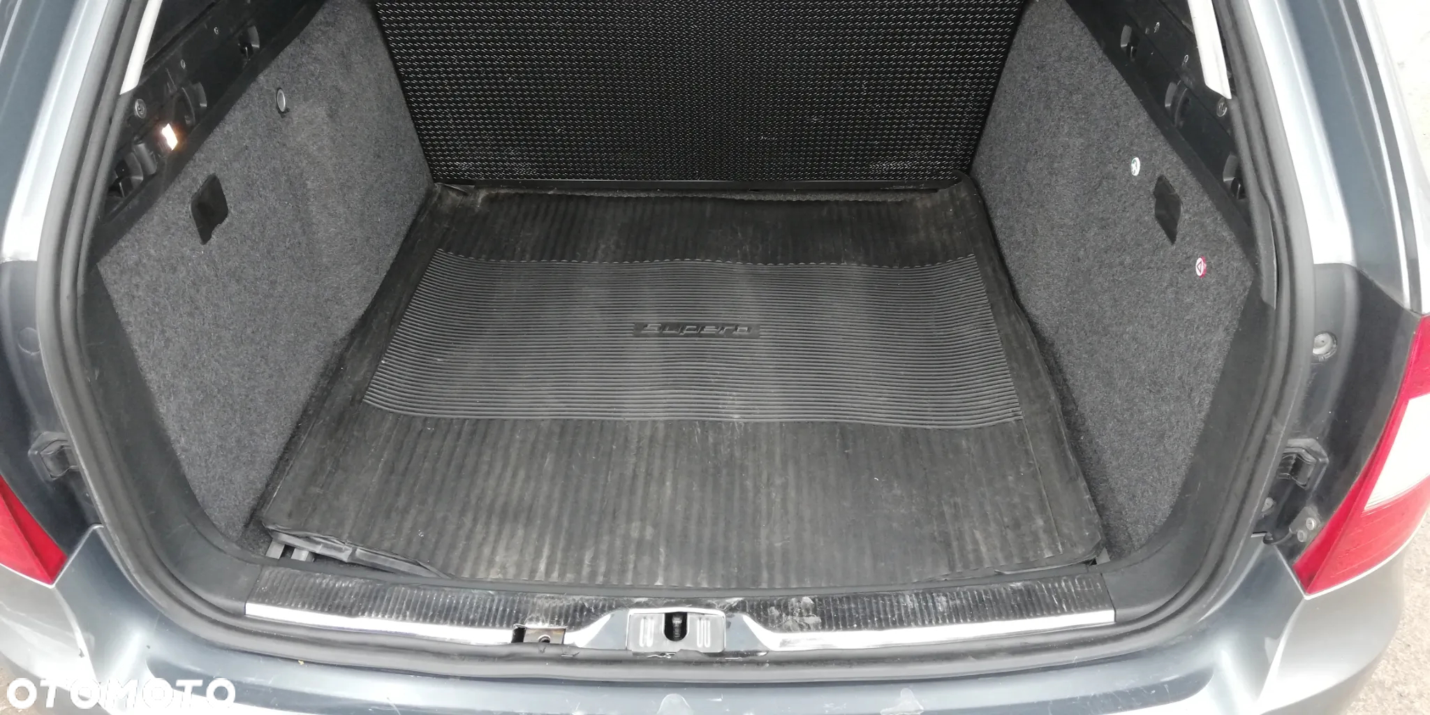 Skoda Superb Combi 3.6 V6 4x4 DSG Ambition - 11