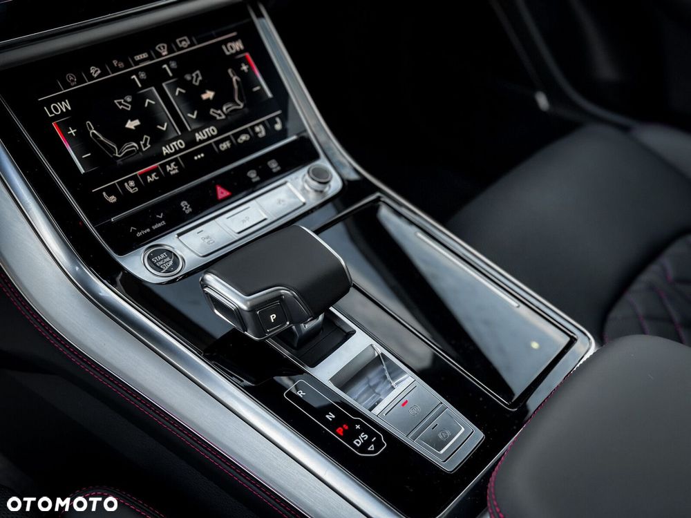 Audi Q8 - 21