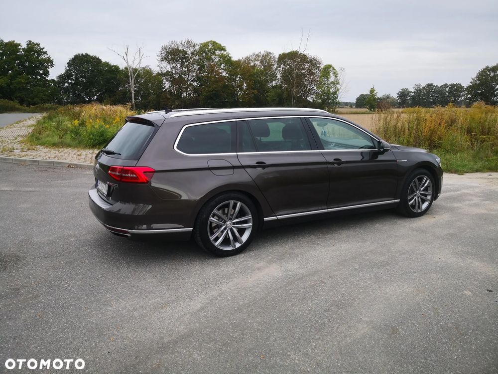 Volkswagen Passat - 5