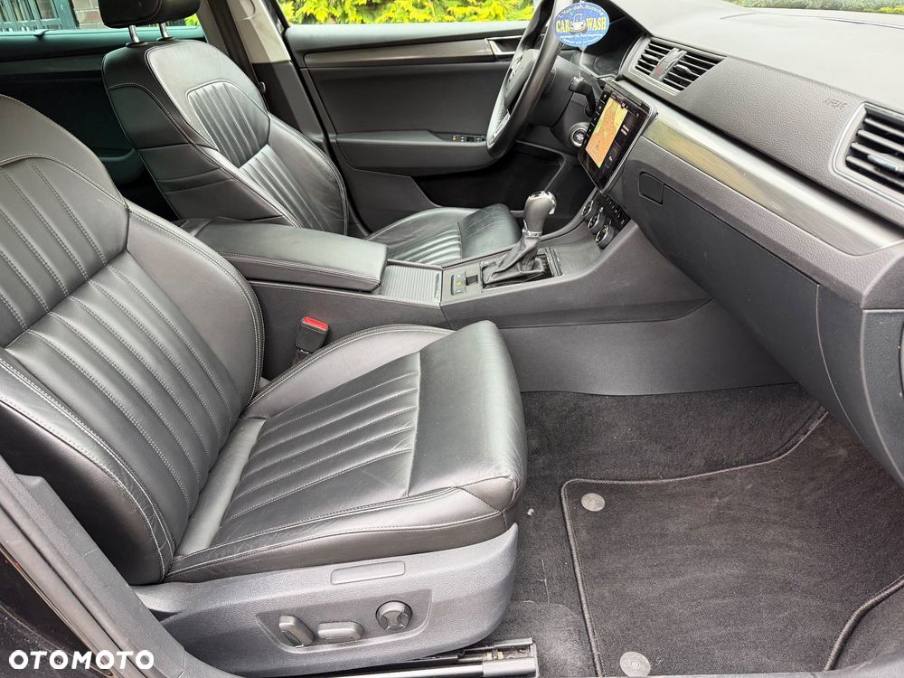 Skoda Superb 1.6 TDI DSG Ambition - 29