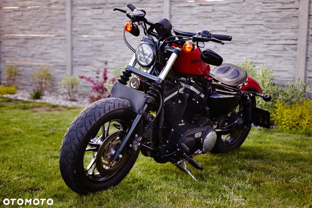 Harley-Davidson Sportster Iron 883 - 10