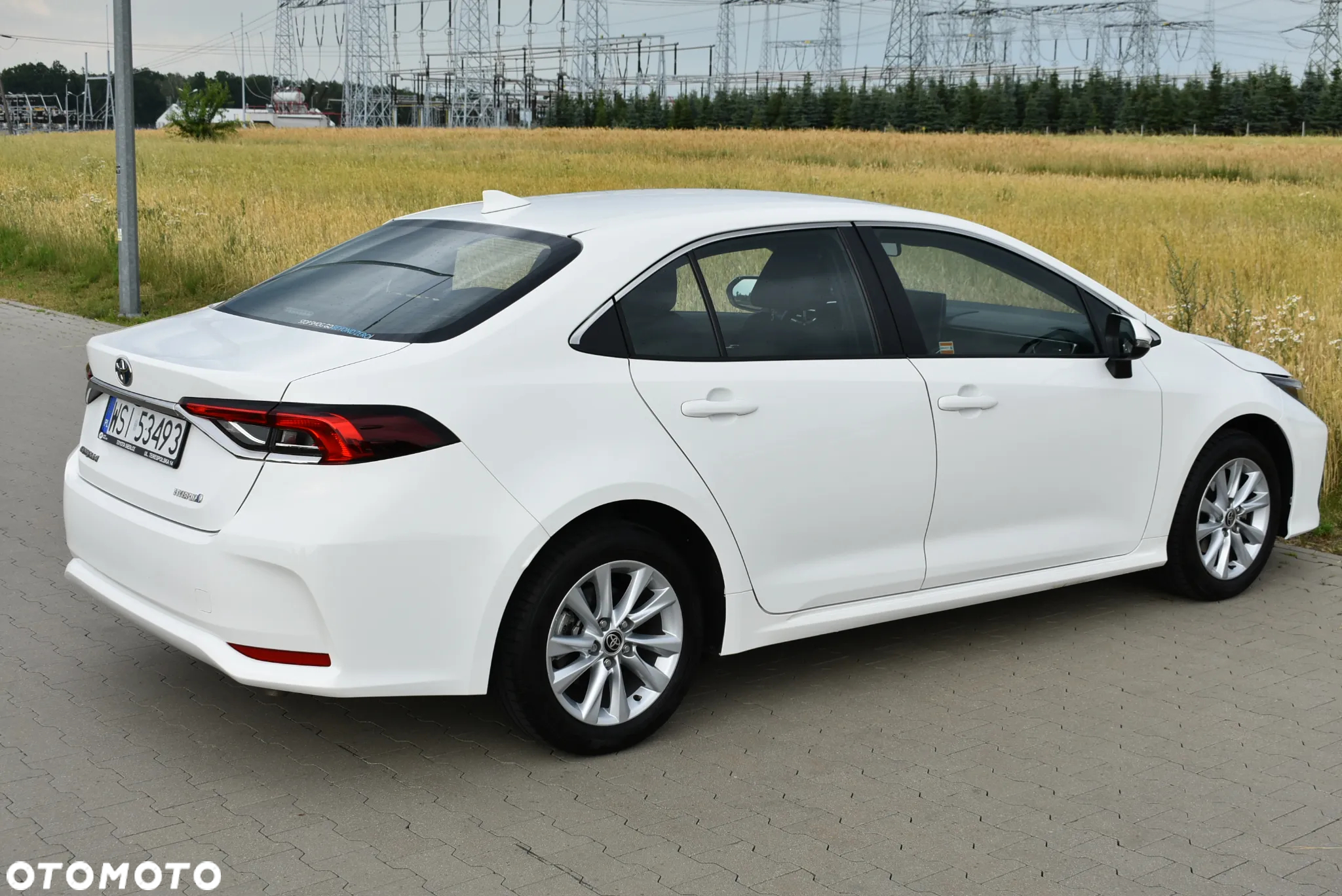 Toyota Corolla 1.8 Hybrid GPF Comfort - 8