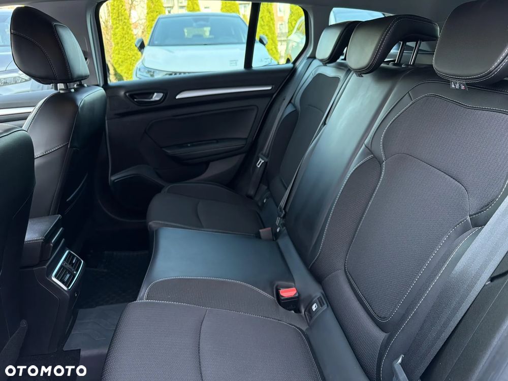 Renault Megane 1.3 TCe FAP Techno - 17