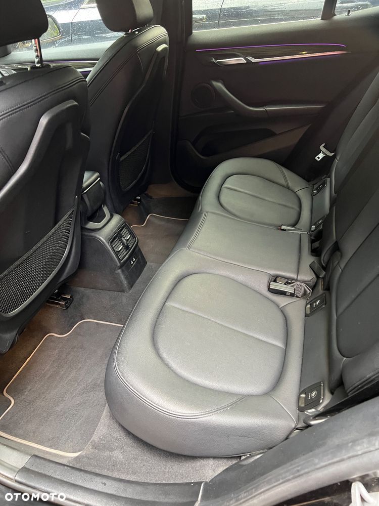 BMW X2 sDrive20i Advantage Plus - 18
