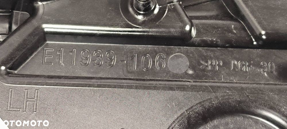 PODNOŚNIK SZYBY LP SKODA OCTAVIA IV 5E3837655 - 5