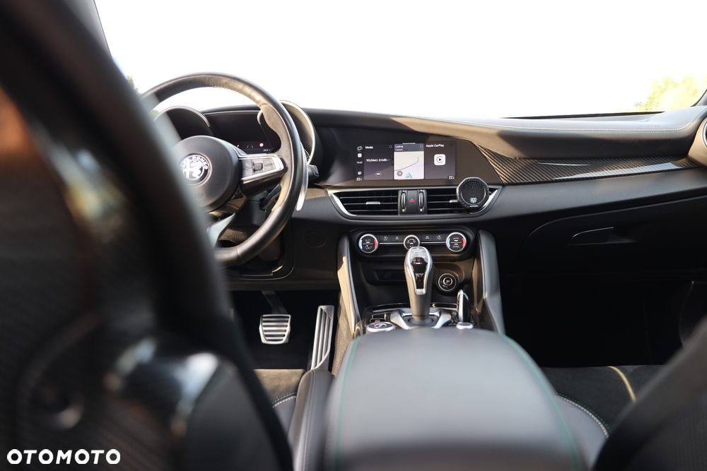 Alfa Romeo Giulia 2.9 Bi Turbo V6 Quadrifoglio - 25
