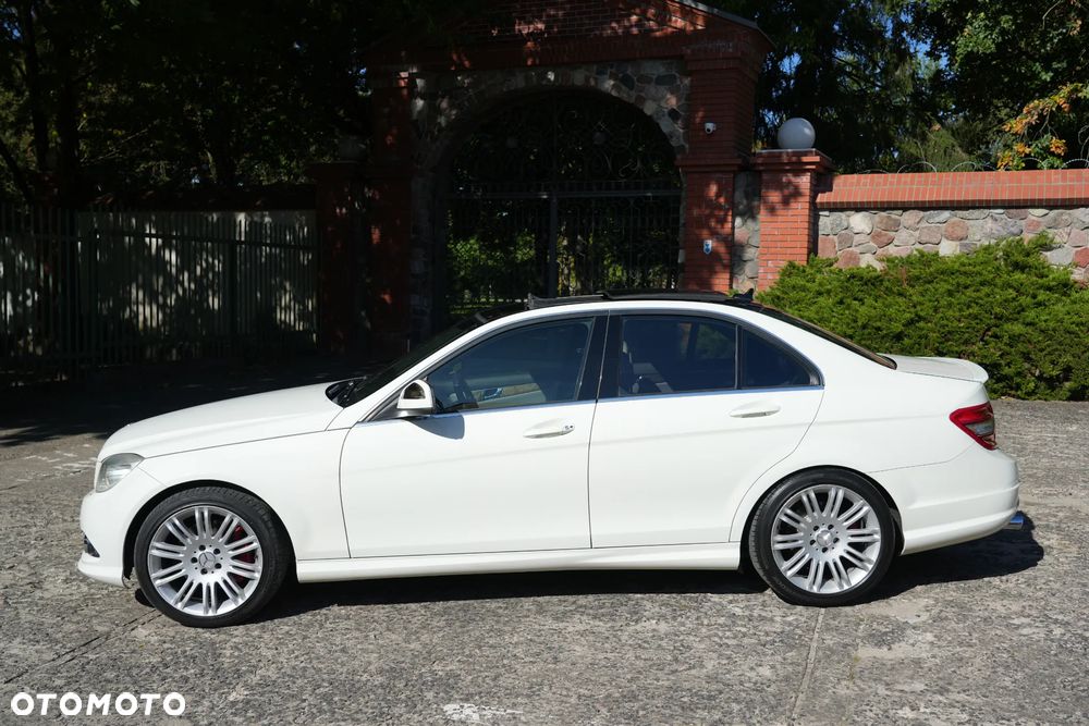 Mercedes-Benz Klasa C 350 7G-TRONIC SPORT EDITION - 3