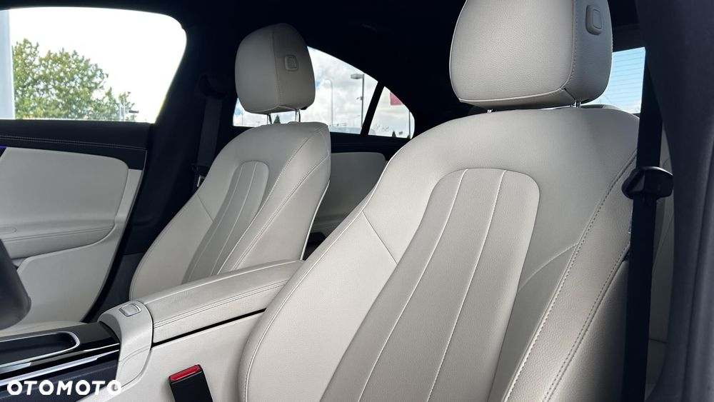 Mercedes-Benz CLA - 11