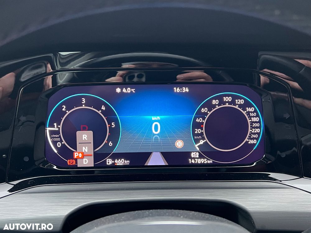 Volkswagen Golf 2.0 TDI 150CP DSG Style - 6