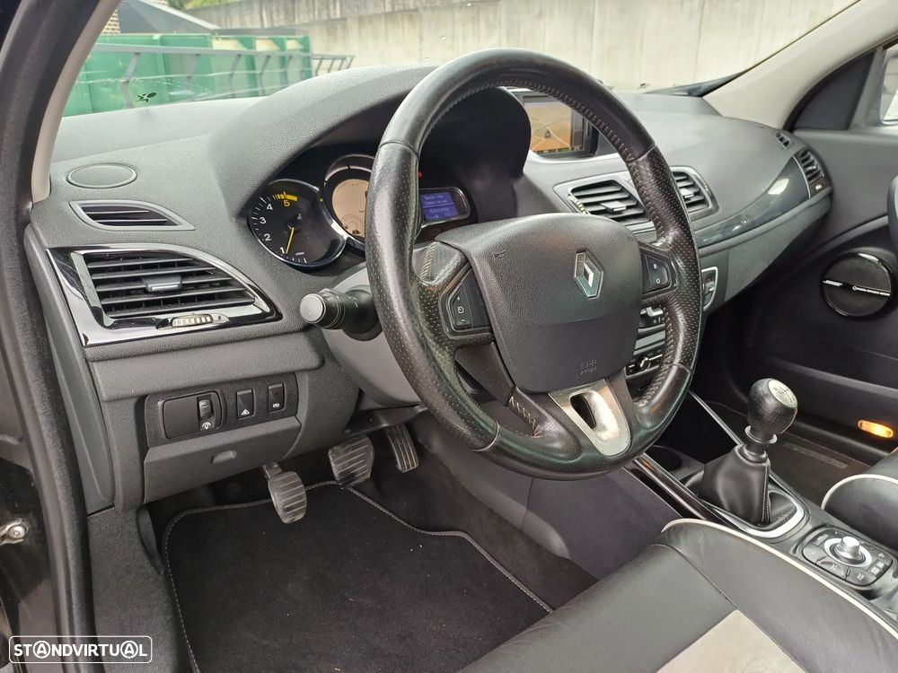 Renault Mégane Sport Tourer ENERGY dCi 130 Start & Stopp Bose Edition - 21