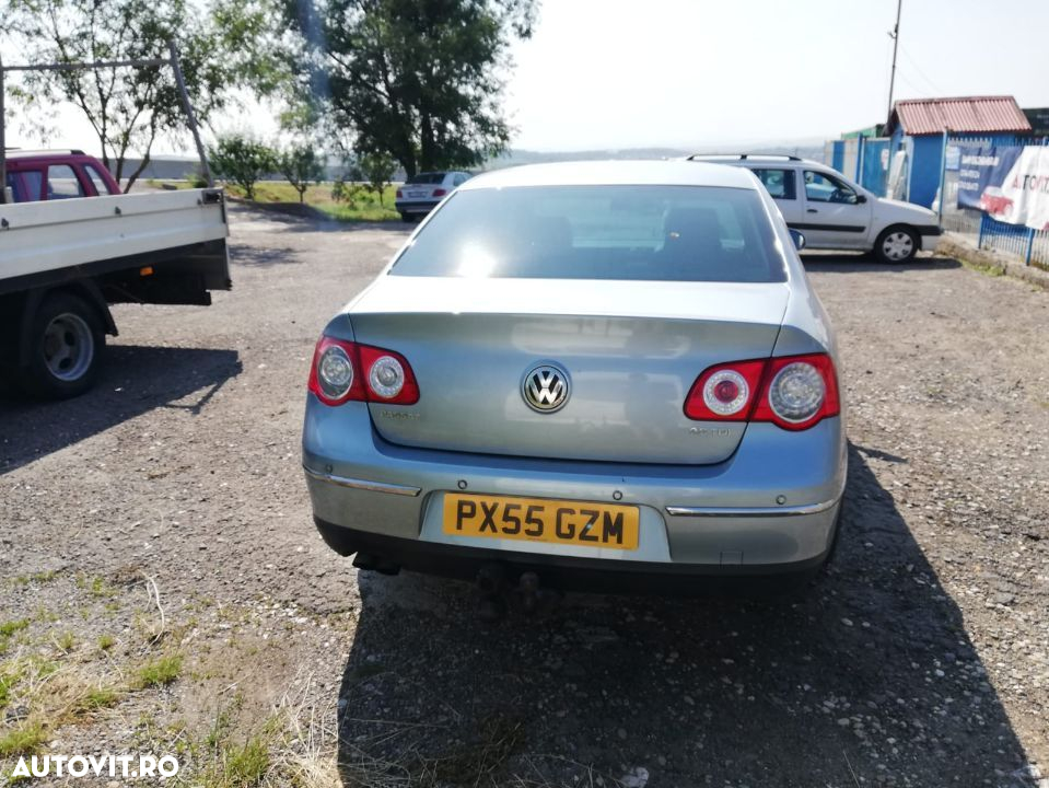 Dezmembrez piese VW Passat B6 - 4