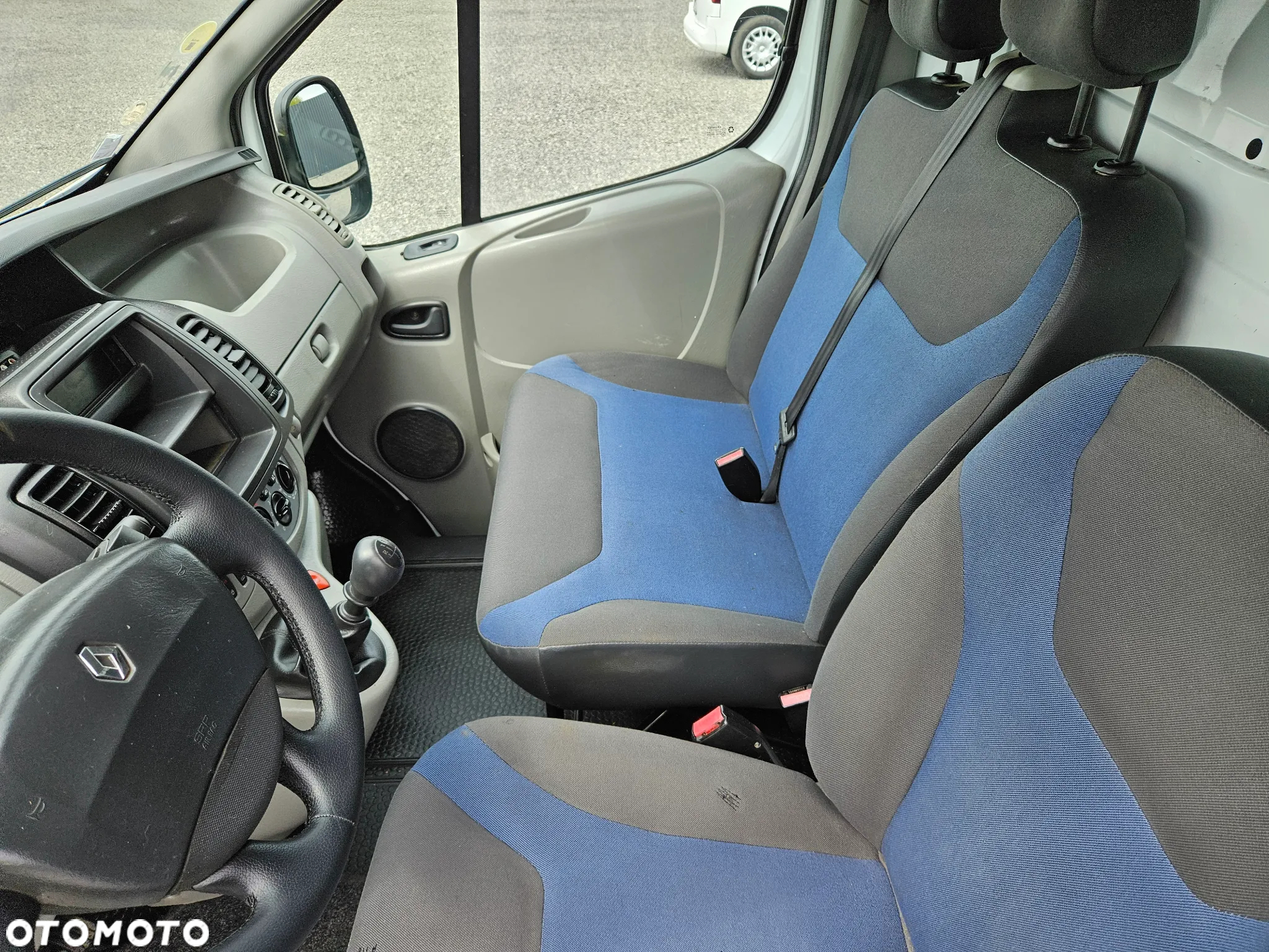 Renault Trafic / 2.0 DCI 90KM / Furgon L1H1 / Klima / HAK / - 12