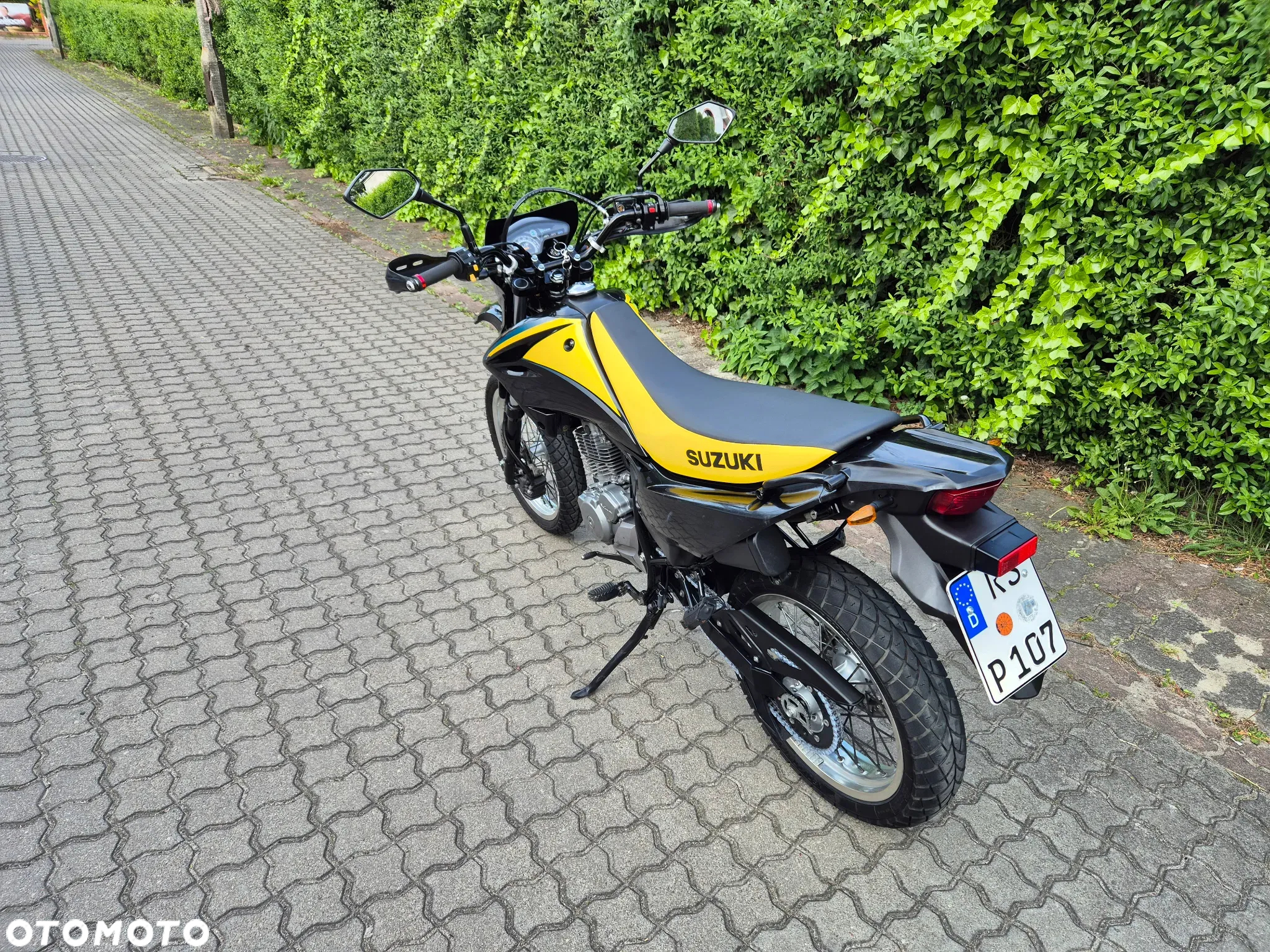 Suzuki DR - 14