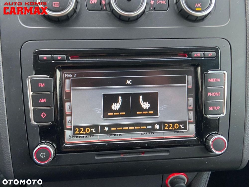 Volkswagen Touran - 26