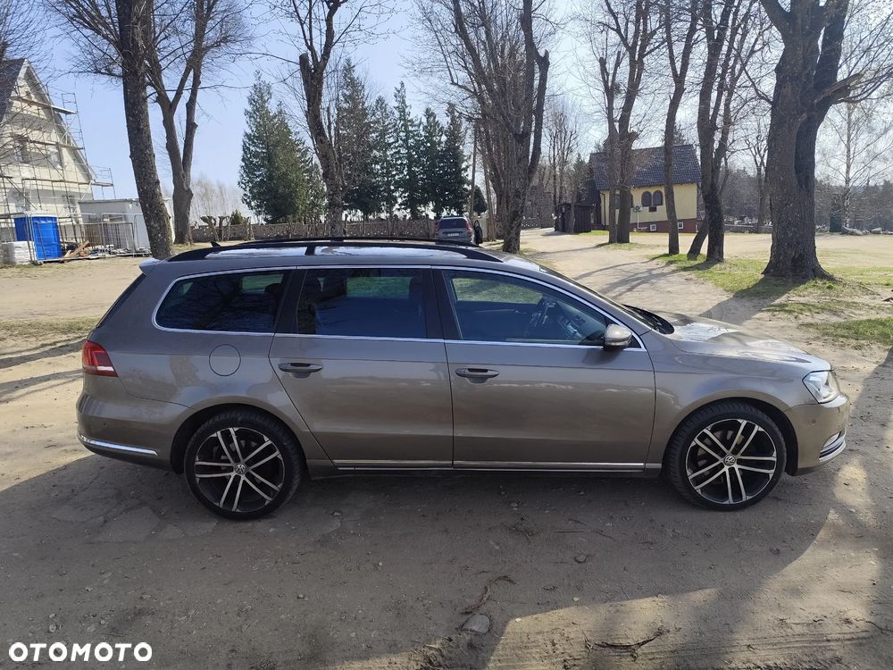 Volkswagen Passat 2.0 TDI Sportline DSG - 21