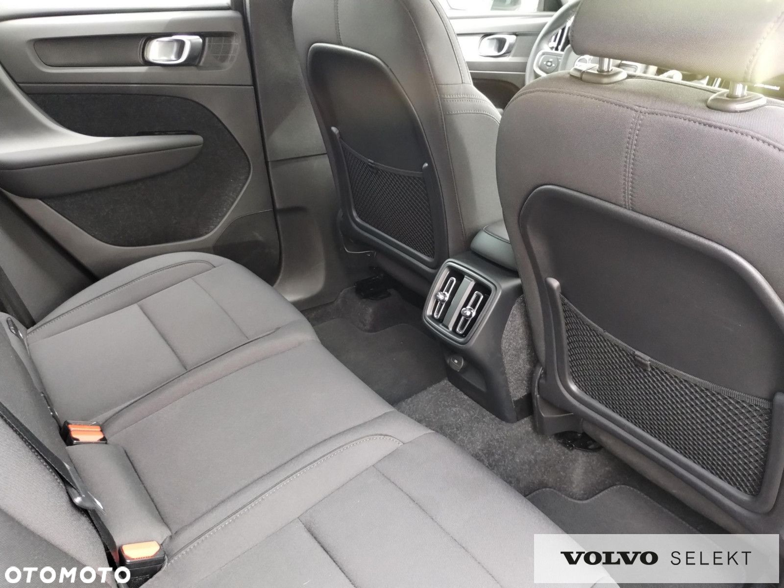 Volvo XC 40 - 23