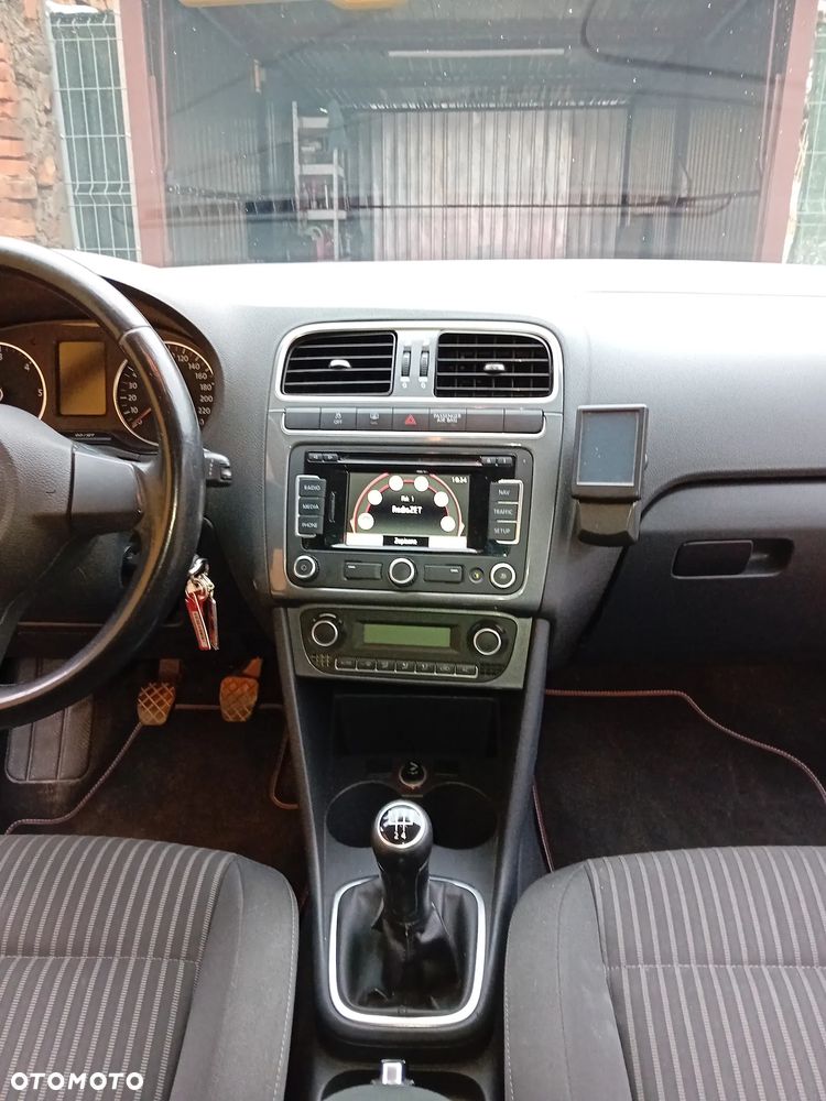 Volkswagen Polo 1.6 TDI DPF Highline - 13