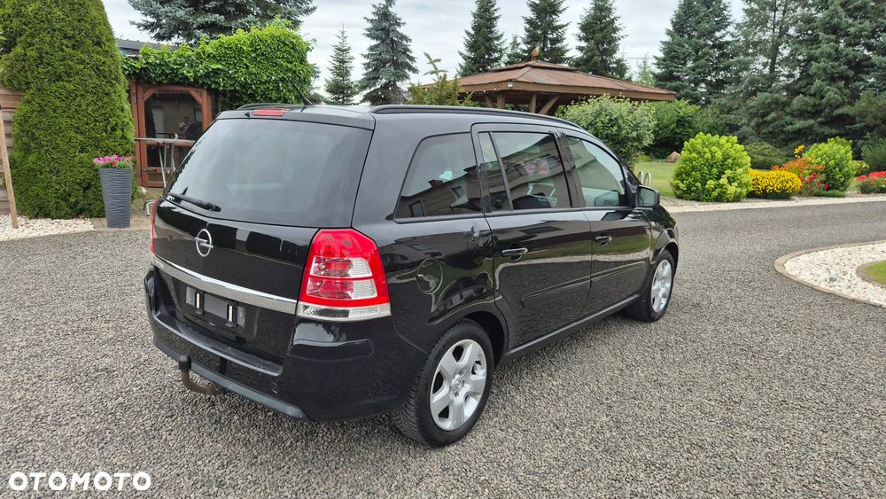 Opel Zafira - 7