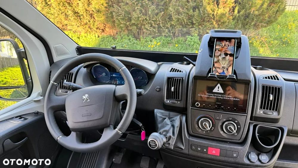 Bravia Mobil Swan 636 - 17