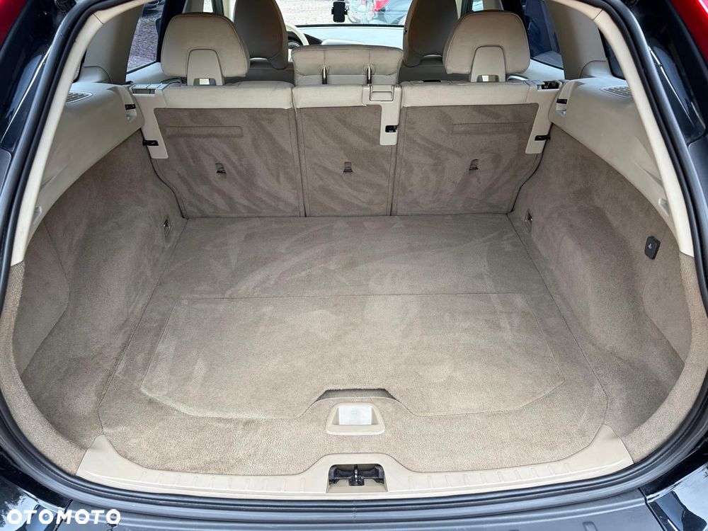 Volvo XC 60 D3 Momentum - 2
