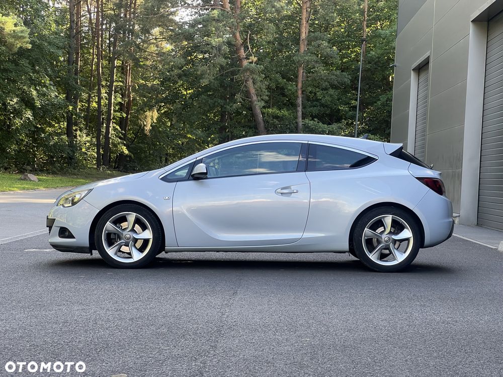 Opel Astra - 2