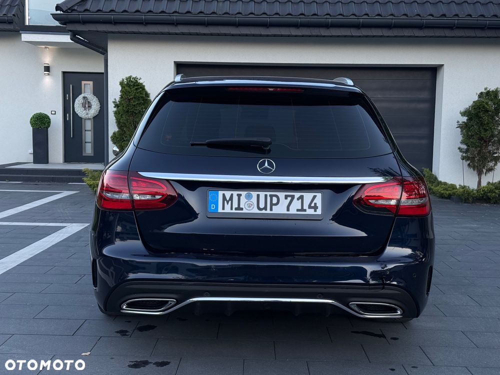 Mercedes-Benz Klasa C 300 d 9G-TRONIC AMG Line - 11